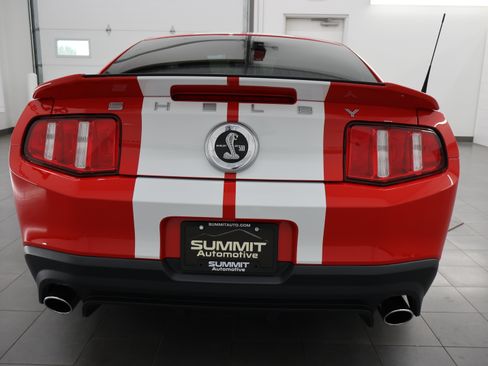 Used 2011 Ford Mustang Shelby GT500 RWD image 25