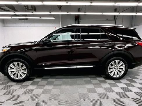 Used 2023 Ford Explorer Limited AWD/4WD image 14