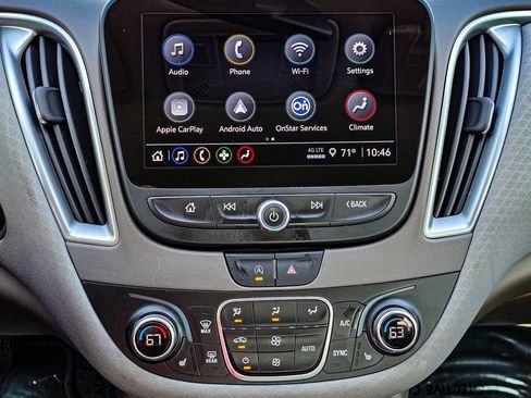 Certified 2025 Chevrolet Malibu LT FWD image 17