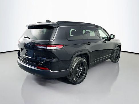New 2026 Jeep Grand Cherokee L 4WD image 7