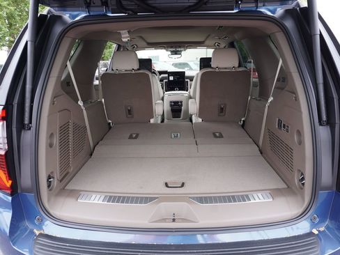 New 2026 GMC Yukon Denali w/ Advanced Technology Package image 8