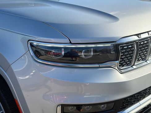 Used 2024 Jeep Grand Wagoneer Series III w/ Rear Seat Video Group 1 image 35