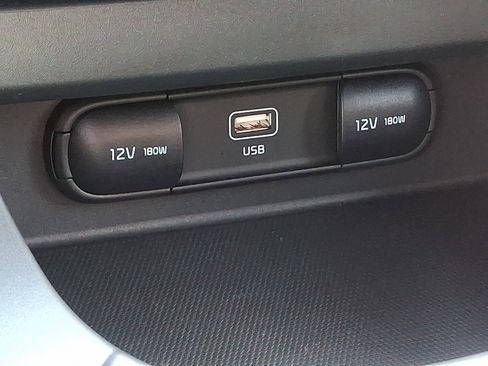 Used 2025 Kia Seltos LX image 24