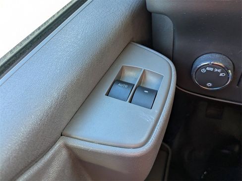 Used 2021 Chevrolet Express 3500 w/ Power Convenience Package image 23