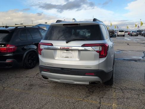 Used 2020 GMC Acadia SLT w/ Premium Package image 13