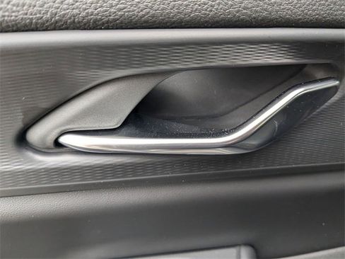 New 2024 Jeep Grand Cherokee L Laredo image 33