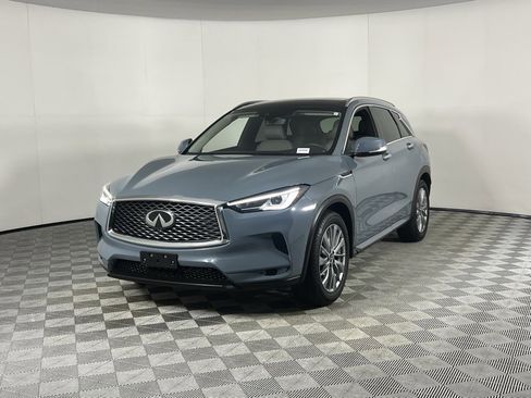 Used 2025 INFINITI QX50 Luxe w/ Cargo Package image 3