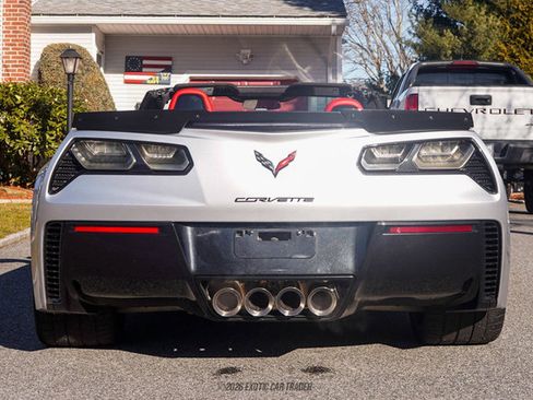 Used 2015 Chevrolet Corvette Z06 w/ 3LZ Preferred Equipment Group image 7