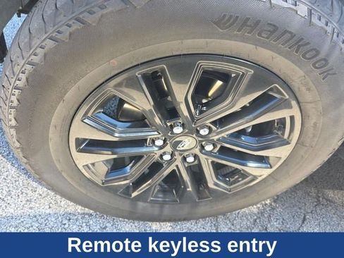Used 2024 Ford F150 Lariat w/ Bed Utility Package AWD/4WD image 19