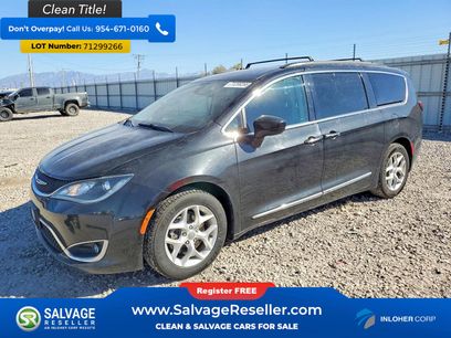 Used 2017 Chrysler Pacifica Touring-L