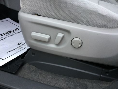 Used 2018 Toyota Sienna LE FWD image 10