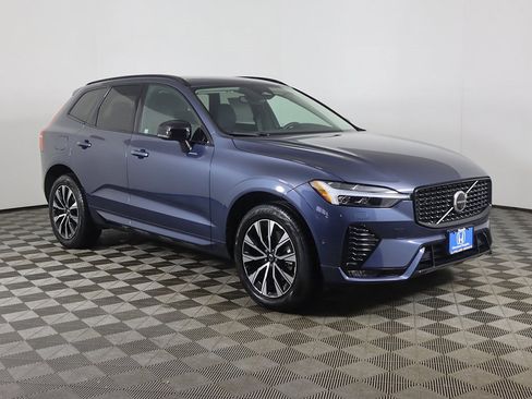 Used 2023 Volvo XC60 B5 Plus w/ Climate Package image 60