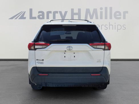 Certified 2021 Toyota RAV4 LE AWD/4WD image 4