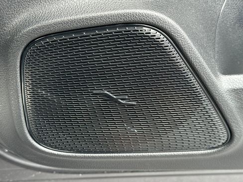 Used 2025 Mercedes-Benz EQB 250+ image 23