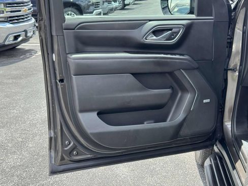 Used 2021 Chevrolet Tahoe RST AWD/4WD image 17