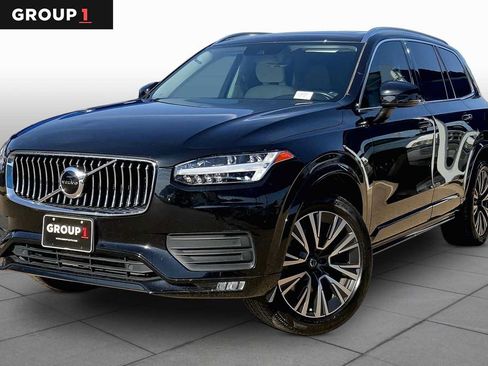 Used 2020 Volvo XC90 T5 Momentum w/ Protection Package Premier FWD image 1