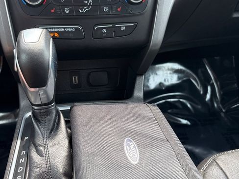 Used 2018 Ford Escape SEL FWD image 17