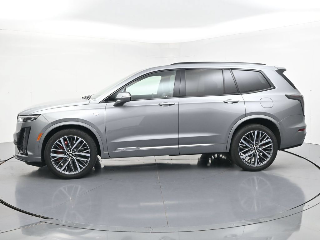 Used 2024 Cadillac XT6 Sport AWD/4WD image 5