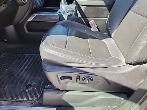 Used 2021 Chevrolet Silverado 1500 LTZ image 43