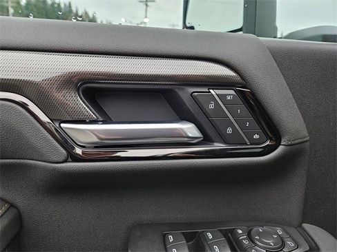 New 2026 GMC Sierra 2500 AT4 w/ Max Trailering Package image 16