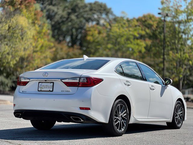 Used 2016 Lexus ES 350 w/ Luxury Package w/Wood Trim FWD image 5