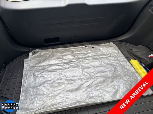 Used 2023 Hyundai Santa Fe Blue AWD/4WD image 8