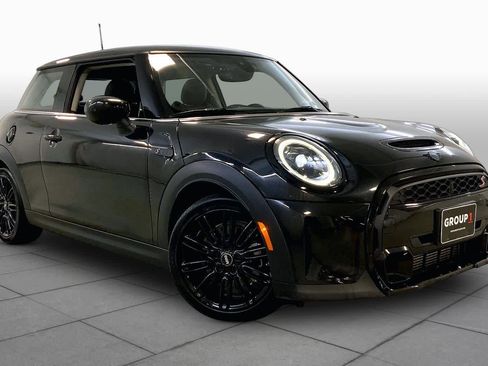 Used 2024 MINI Cooper S FWD image 2