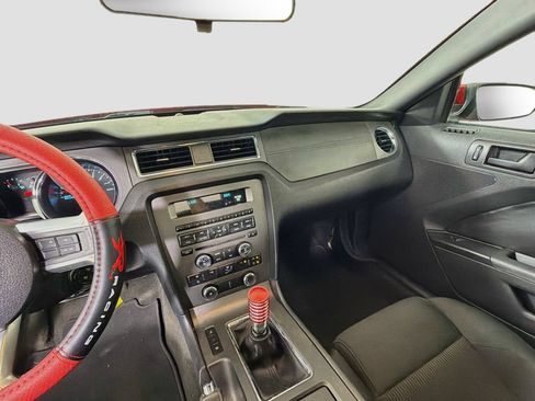 Used 2014 Ford Mustang GT RWD image 22
