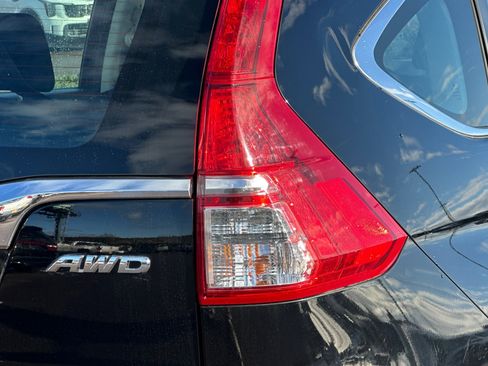 Used 2016 Honda CR-V LX image 25