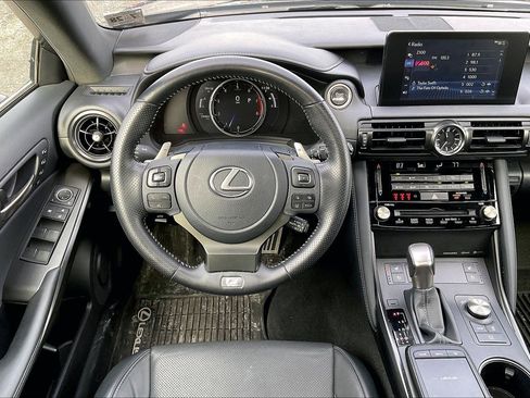 Used 2023 Lexus IS 350 F Sport image 5