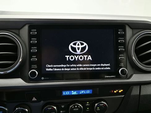 Used 2023 Toyota Tacoma TRD Off-Road AWD/4WD image 12