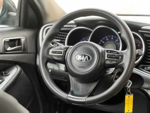 Used 2015 Kia Optima LX image 28