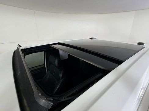 Used 2022 Ford F150 Platinum w/ Equipment Group 701A High image 16