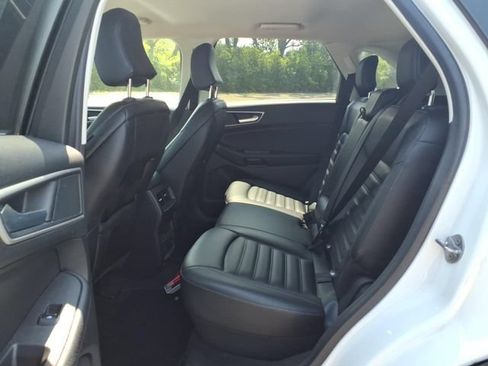 Used 2024 Ford Edge SEL w/ Convenience Package AWD/4WD image 9