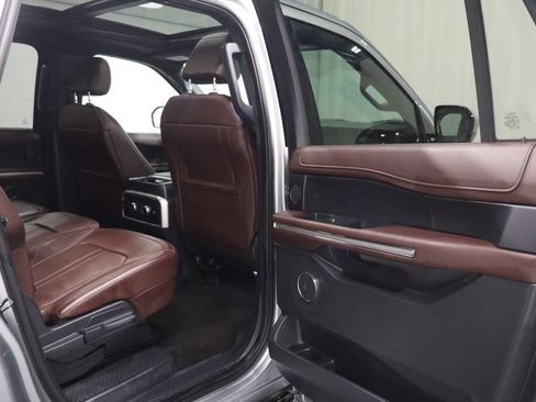 Used 2022 Ford Expedition Max Limited AWD/4WD image 19