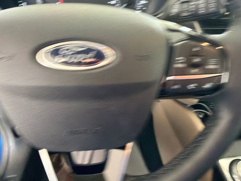 Used 2022 Ford Escape SEL FWD image 18