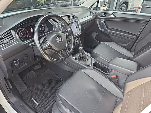 Used 2019 Volkswagen Tiguan SEL w/ 3rd Row Seat Package AWD/4WD image 10
