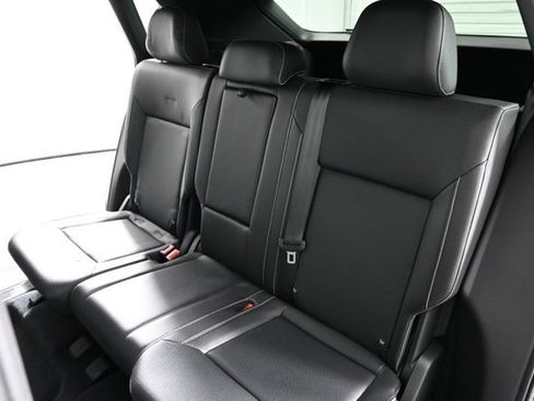 Used 2020 Volkswagen Atlas Cross Sport SEL R-Line image 16