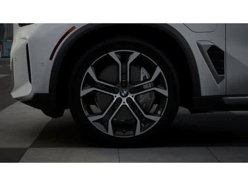 New 2026 BMW X5 xDrive50e w/ Executive Package AWD/4WD image 7
