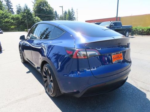 Used 2022 Tesla Model Y Performance AWD/4WD image 6