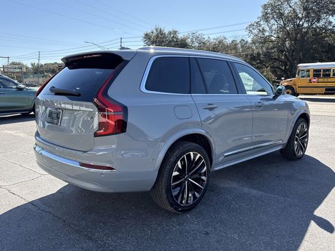 New 2026 Volvo XC90 B6 Plus w/ Protection Package Premier image 5
