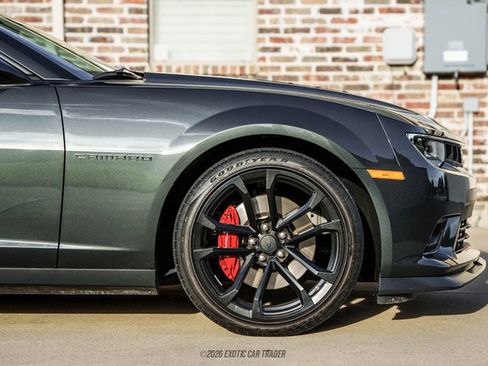 Used 2015 Chevrolet Camaro SS w/ SS Performance Package RWD image 11