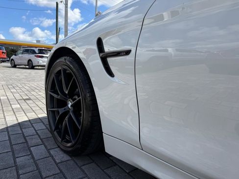 Used 2020 BMW M4 CS w/ Executive Package image 5