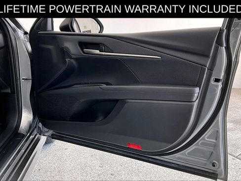 Used 2025 Toyota Camry SE w/ Convenience Package AWD/4WD image 24