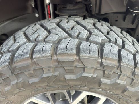 Used 2024 Jeep Wrangler Unlimited Sahara w/ Safety Group image 15