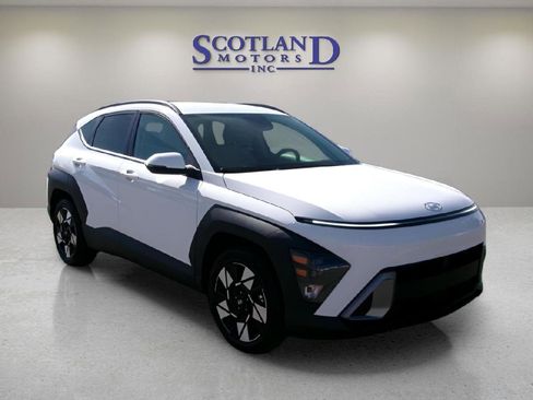 Used 2025 Hyundai Kona SEL image 4