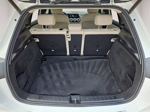 Used 2023 Mercedes-Benz GLA 250 w/ Premium Package image 13
