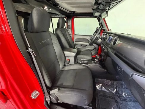 Used 2020 Jeep Wrangler Unlimited Sahara AWD/4WD image 35
