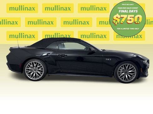 Certified 2025 Ford Mustang GT Premium image 2