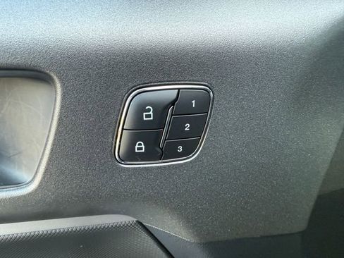 Used 2025 Ford Bronco Sport Badlands image 19